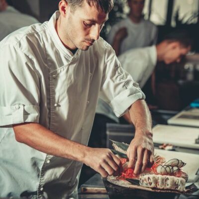 THANIS FOOD SERVICE & DELIVERY